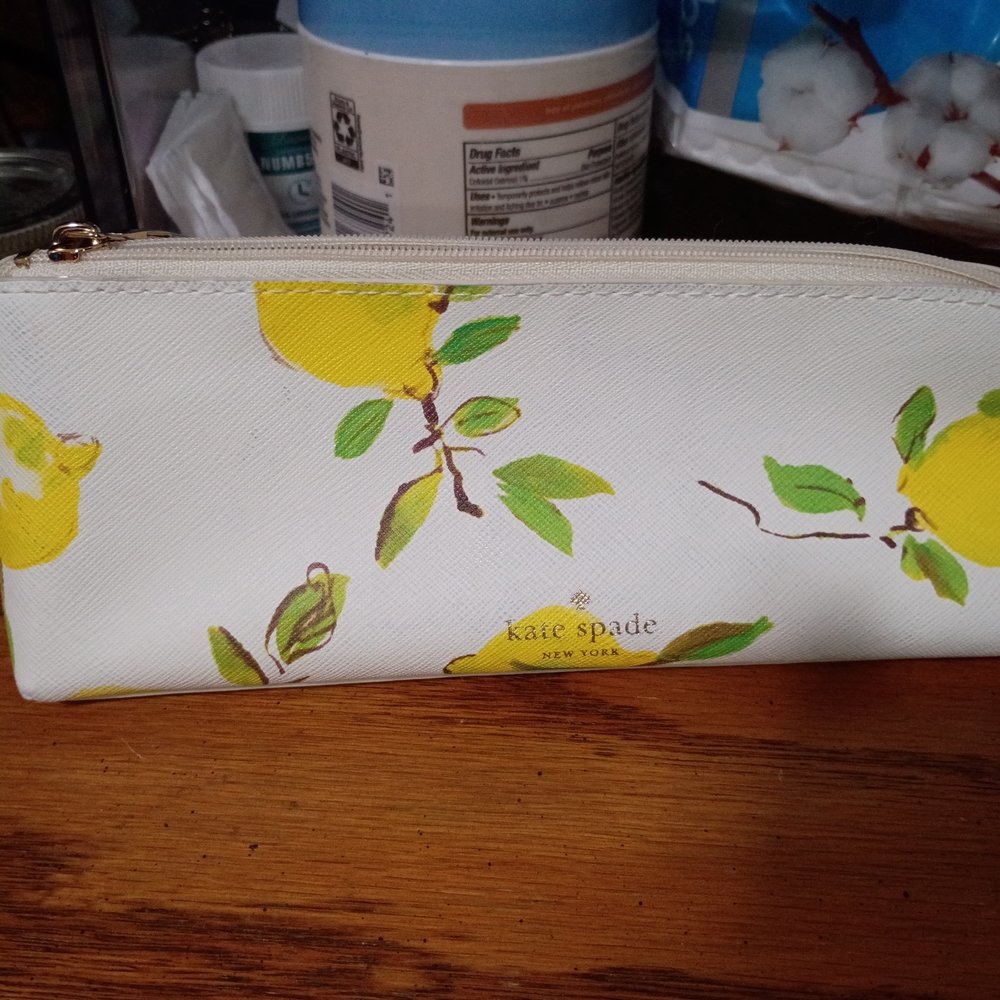 Kate Spade Lemon Print Pouch With Stationery Accessories